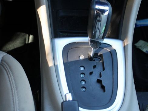 Used 2011 Chrysler 200 Touring image 17