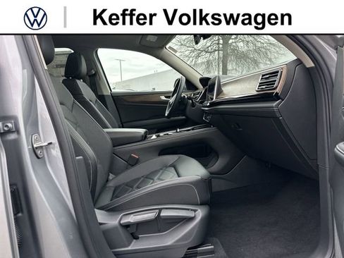 New 2026 Volkswagen Atlas SE FWD image 30