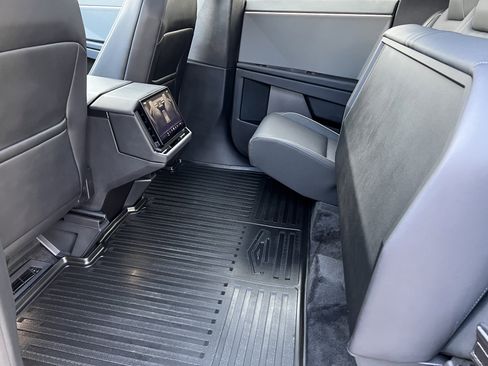 Used 2024 Tesla Cybertruck Cyberbeast image 18