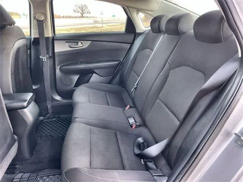 Used 2021 Kia Forte LXS image 14