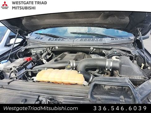 Used 2019 Ford F150 Platinum w/ Equipment Group 701A Luxury image 8