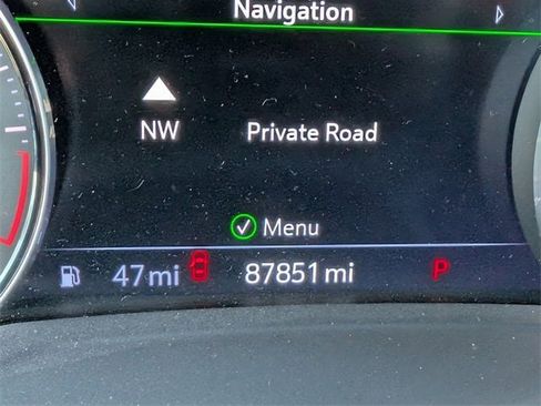 Used 2022 Buick Envision Avenir w/ Technology Package II image 13