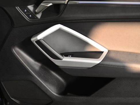 Certified 2022 Audi Q3 2.0T Premium Plus image 16