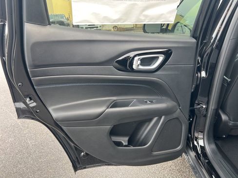 New 2026 Jeep Compass Limited image 15