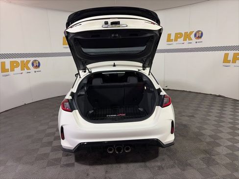 Used 2024 Honda Civic Type R image 4