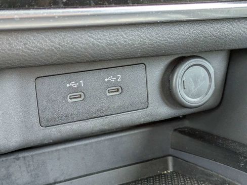 Used 2024 Nissan Rogue S FWD image 21