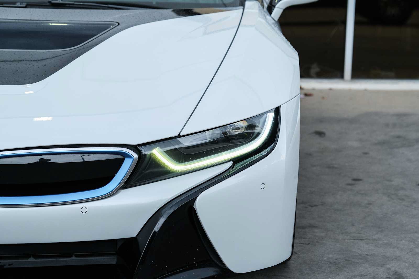 Used 2015 BMW i8 AWD/4WD image 5
