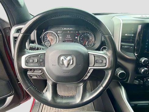 Used 2022 RAM 1500 Big Horn AWD/4WD image 11