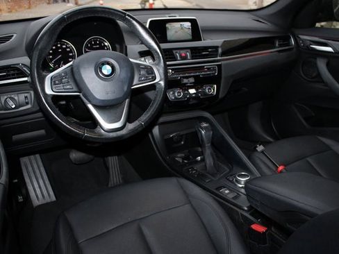 Used 2018 BMW X1 sDrive28i w/ Convenience Package image 5
