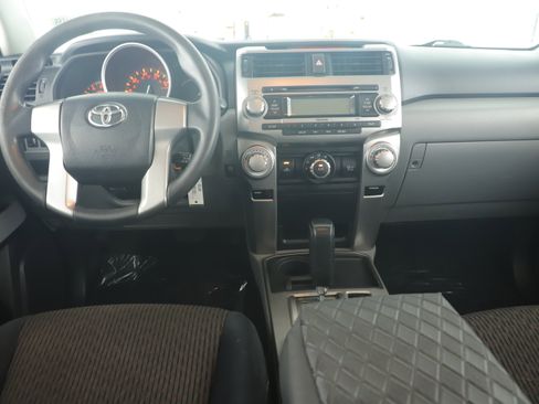 Used 2010 Toyota 4Runner SR5 image 19