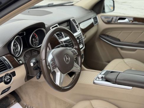 Used 2014 Mercedes-Benz GL 350 BlueTEC 4MATIC image 10