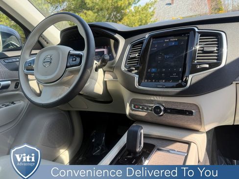 Certified 2023 Volvo XC90 B5 Plus AWD/4WD image 32