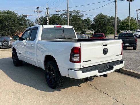 Used 2022 RAM 1500 Big Horn w/ Night Edition AWD/4WD image 9