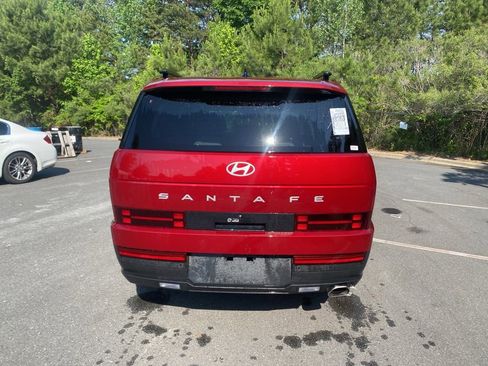 Used 2025 Hyundai Santa Fe SEL FWD image 4
