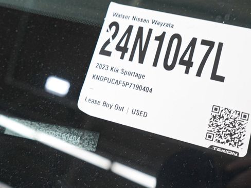 Used 2023 Kia Sportage LX AWD/4WD image 30