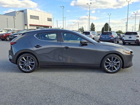 Used 2023 MAZDA MAZDA3 s image 8