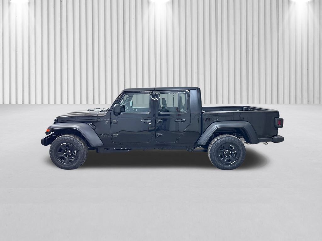 New 2026 Jeep Gladiator Sport AWD/4WD image 8