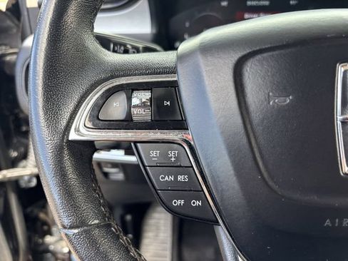 Used 2022 Lincoln Nautilus FWD image 28