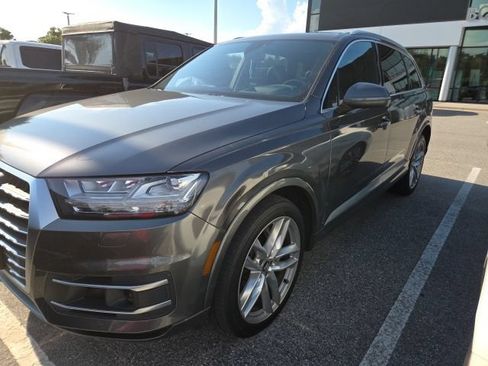 Used 2018 Audi Q7 3.0T Prestige AWD/4WD image 2