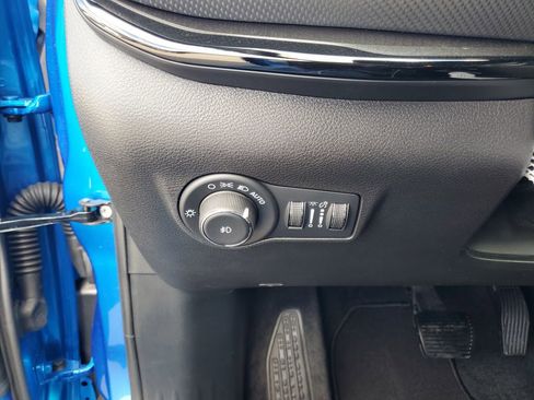 New 2026 Jeep Compass Latitude image 10