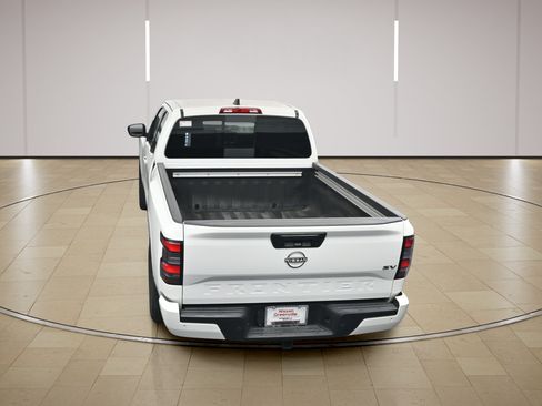 Certified 2024 Nissan Frontier SV w/ SV Convenience Package RWD image 34
