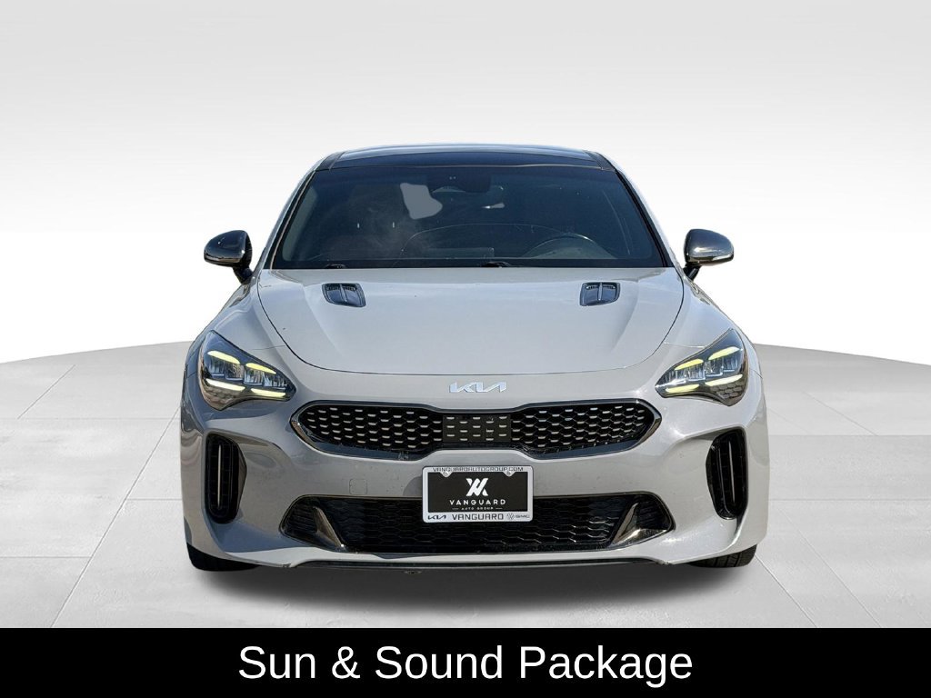 Used 2022 Kia Stinger GT-Line w/ Sun & Sound Package RWD image 3