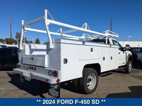 New 2024 Ford F450 XL w/ XL Chrome Package image 5