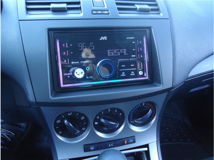 Used 2011 MAZDA MAZDA3 i Sport FWD image 23