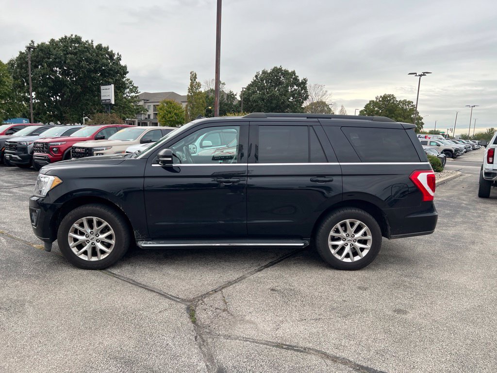 Used 2020 Ford Expedition XLT w/ Equipment Group 202A AWD/4WD image 6