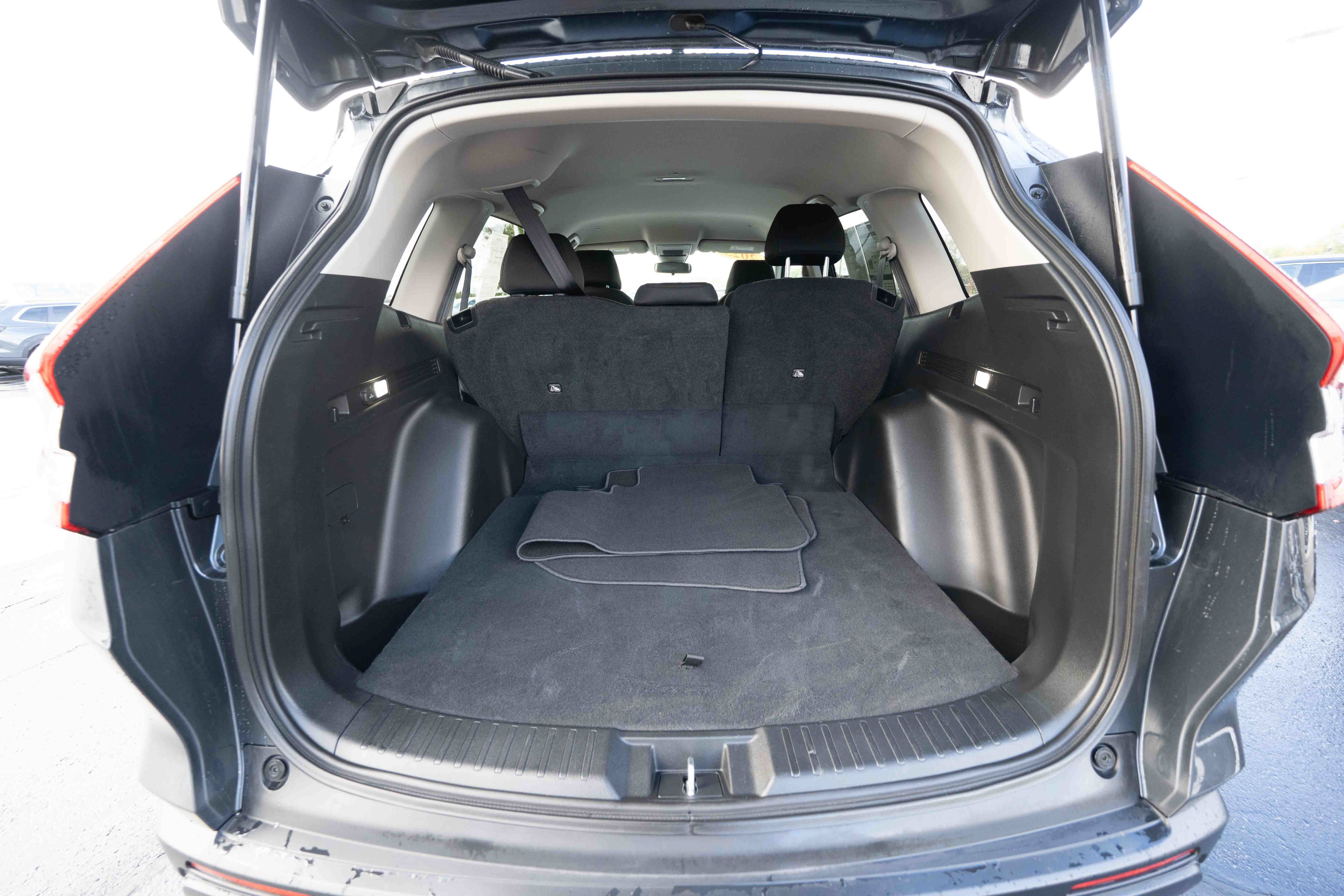 Used 2025 Honda CR-V LX image 28