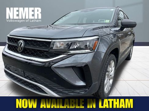 Certified 2023 Volkswagen Taos S image 1