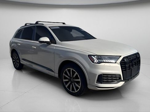 Used 2023 Audi Q7 2.0T Premium Plus AWD/4WD image 2