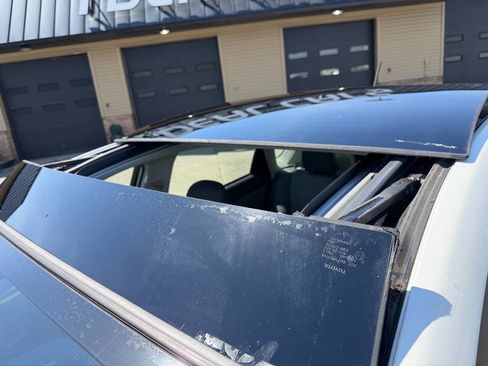 Used 2013 Toyota Prius Four w/ Deluxe Solar Roof Pkg image 41