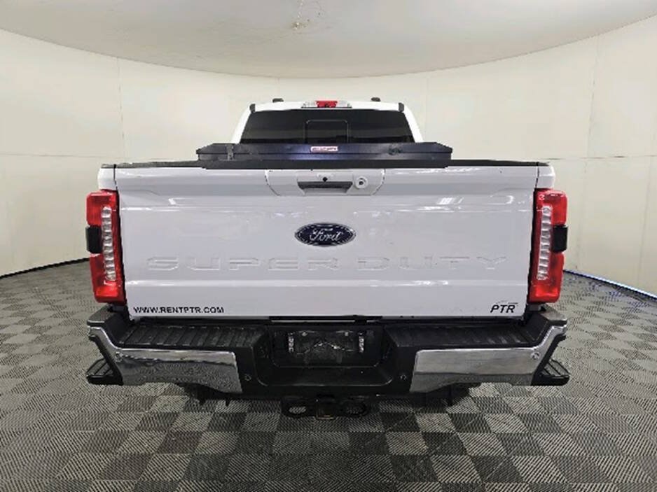 Used 2023 Ford F250 Lariat w/ Chrome Package AWD/4WD image 8