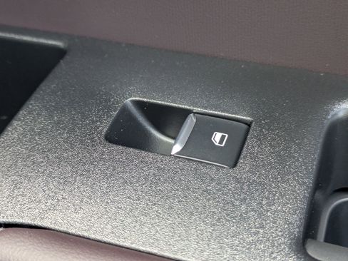 New 2026 Ford Explorer Platinum image 37