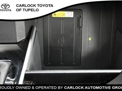 Used 2024 Toyota Tundra Platinum AWD/4WD image 17