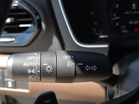 Certified 2023 Honda Pilot Elite image 38