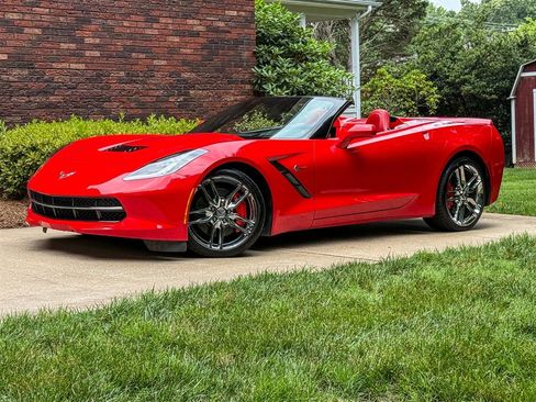 Used 2014 Chevrolet Corvette Stingray Convertible w/ 2LT Preferred Equipment Group RWD image 12