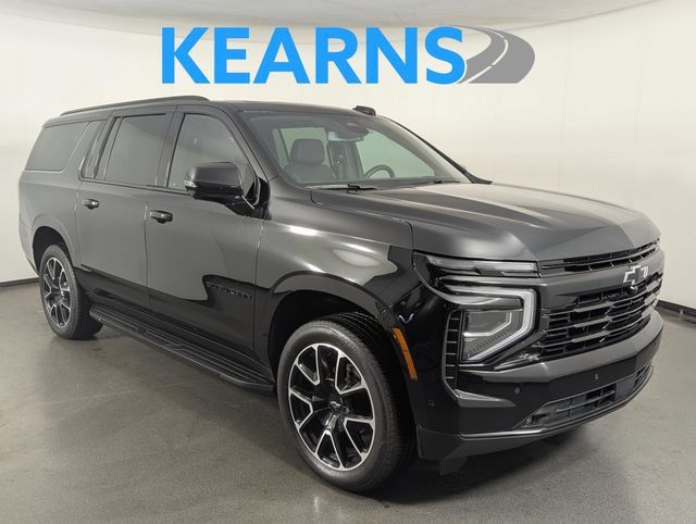 Used 2025 Chevrolet Suburban RST w/ Comfort Package AWD/4WD image 1