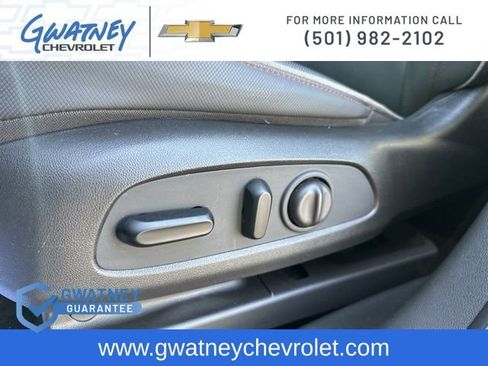 Used 2021 Chevrolet TrailBlazer RS w/ Technology Package image 21