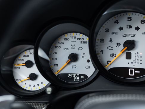 Used 2015 Porsche 911 GT3 image 40