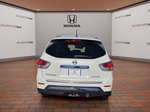 Used 2015 Nissan Pathfinder Platinum image 11