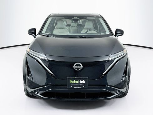 Used 2023 Nissan Ariya AWD image 2