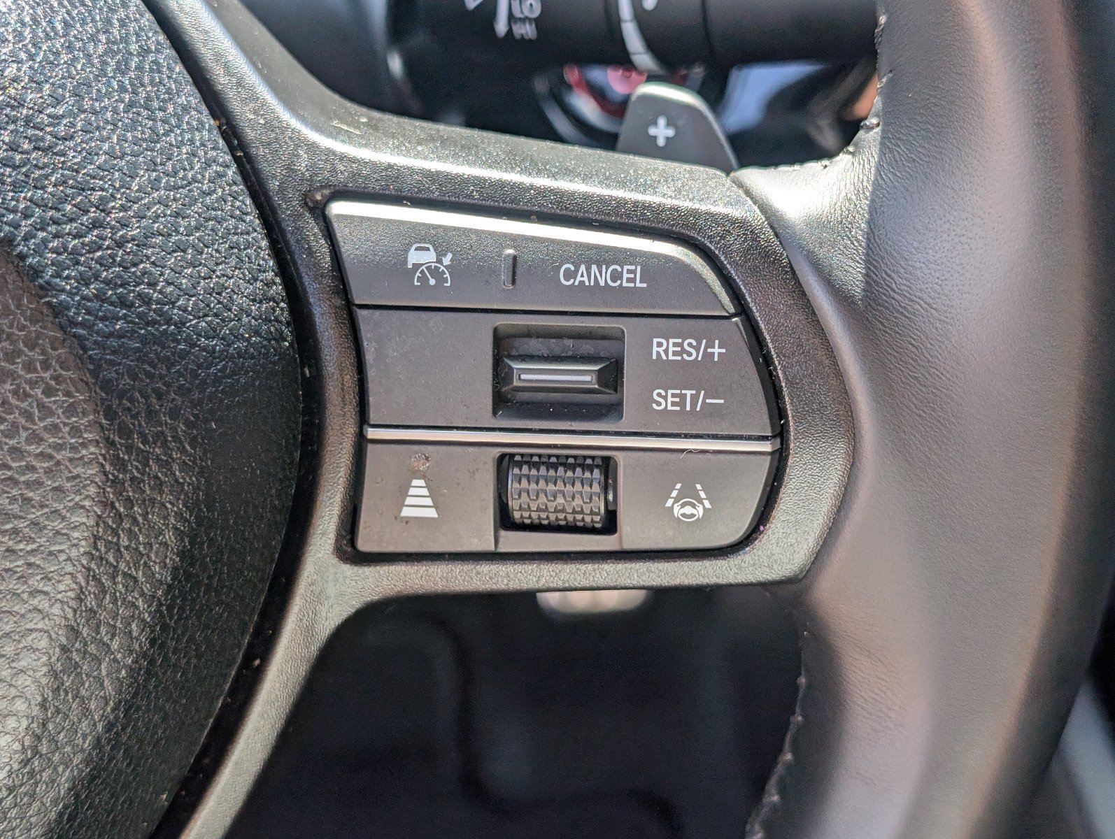 Used 2025 Honda Accord Sport image 26