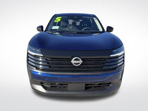 Used 2025 Nissan Kicks S image 2