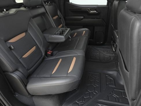 Used 2023 GMC Sierra 1500 AT4 w/ AT4 Premium Package image 13