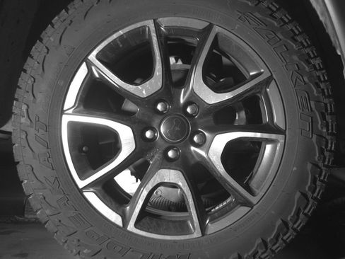 Used 2025 Jeep Compass Trailhawk image 14