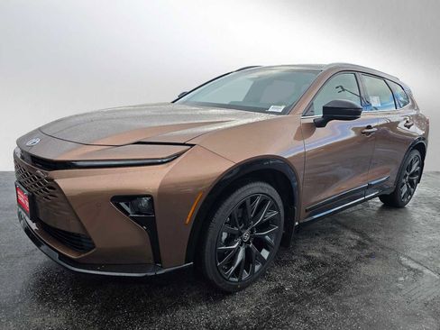 New 2025 Toyota Crown Signia image 7