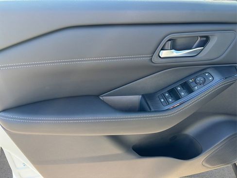 New 2026 Nissan Rogue SV w/ SV Premium Package image 18