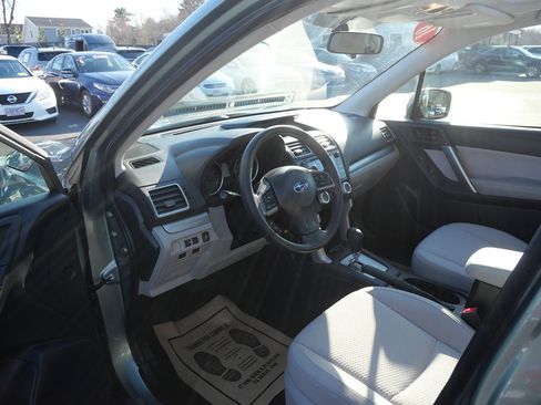 Used 2016 Subaru Forester 2.5i Premium w/ All-Weather Package image 9